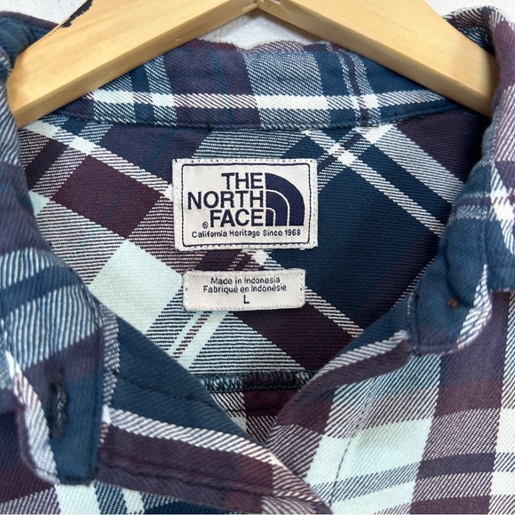 The North‎ Face Plaid Flannel Shirt Button-down Roll-up Sleeves Women’s Sz Large - Picture 3 of 4